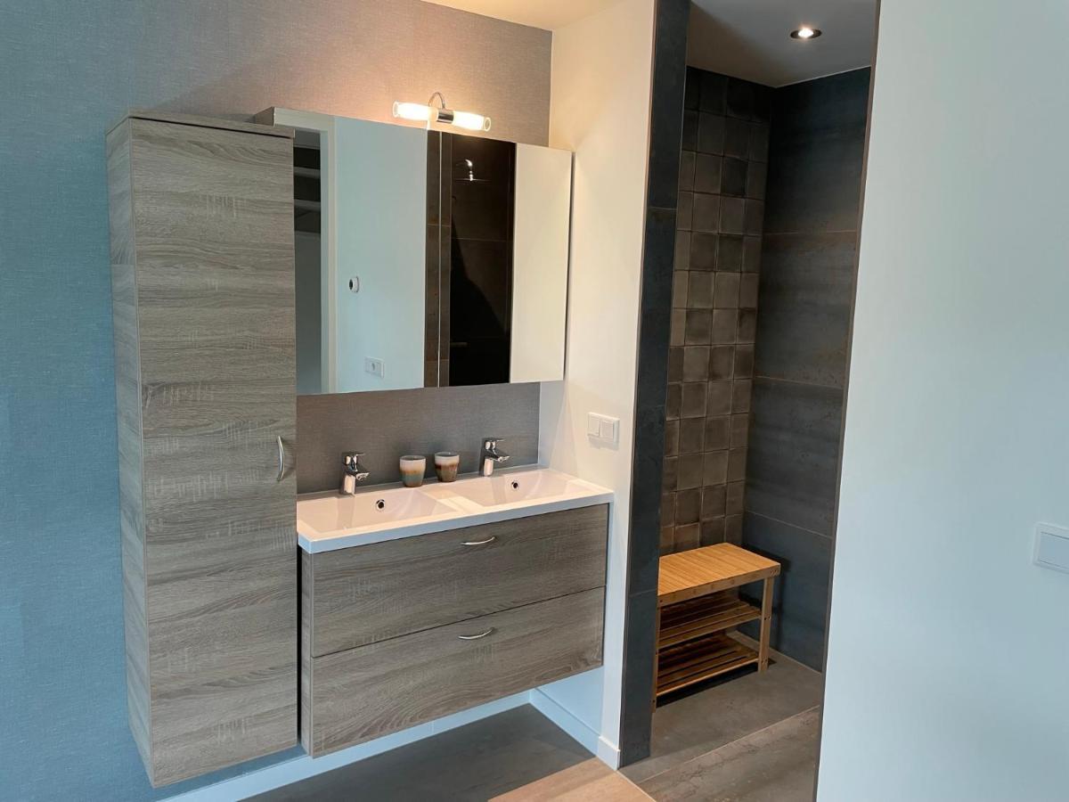 Appartement 5 Vrouwenpolder Dış mekan fotoğraf